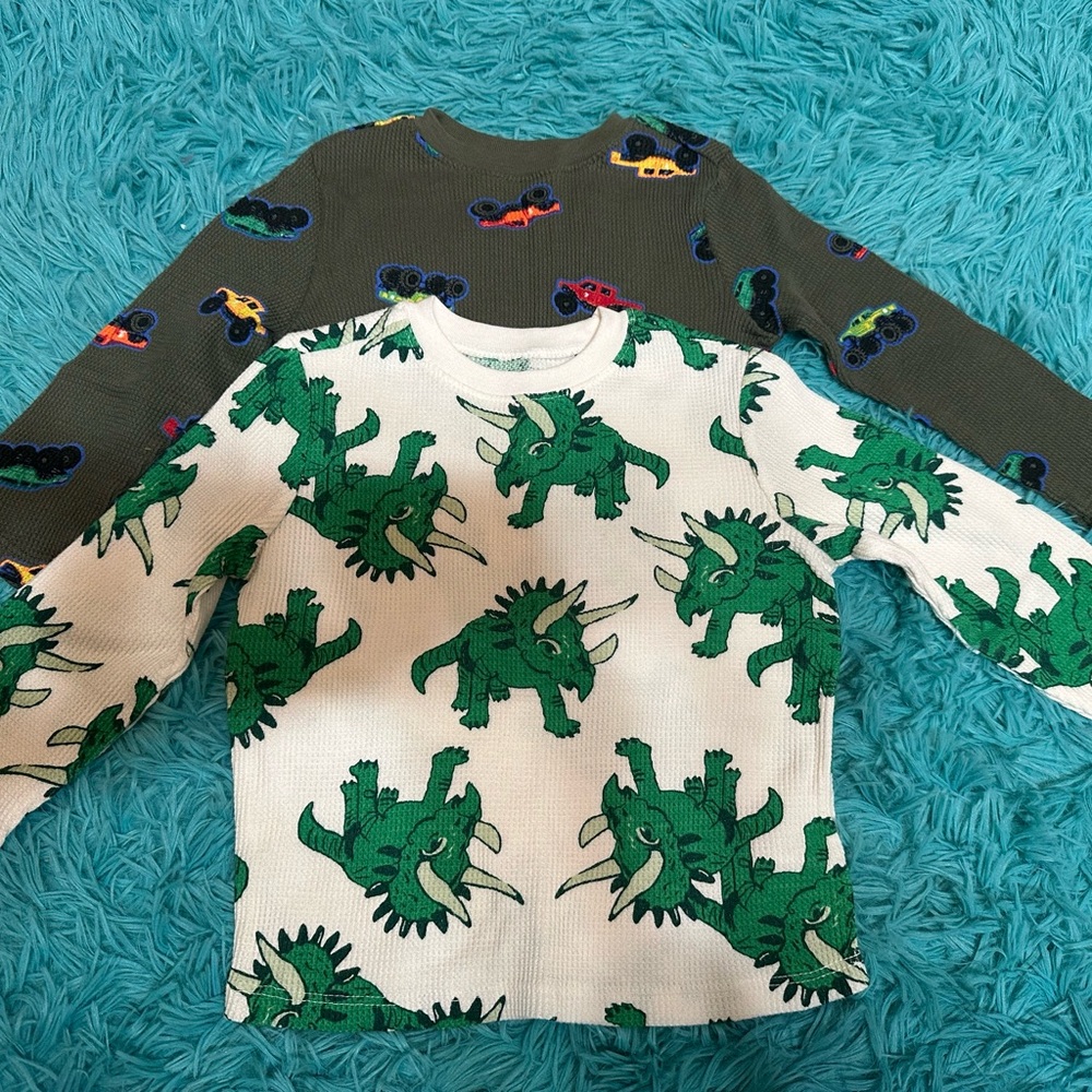 Old Navy Green Dinosaur and Car Print Long Sleeve Tees